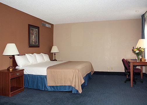 Sunflower Inn & Suites - Garden City Rom bilde