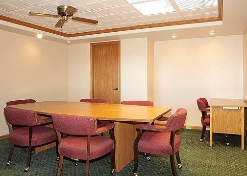 Sunflower Inn & Suites - Garden City Fasiliteter bilde