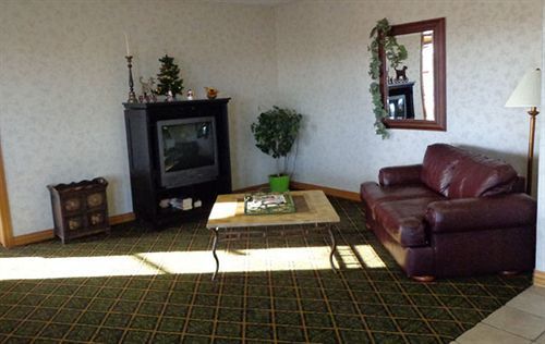 Sunflower Inn & Suites - Garden City Eksteriør bilde